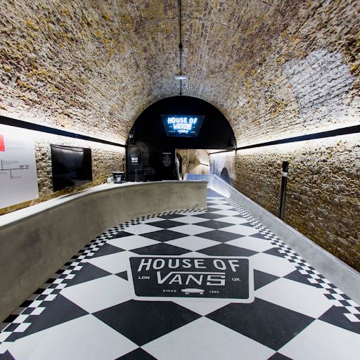 House of vans retailtainment House of vans retailtainment