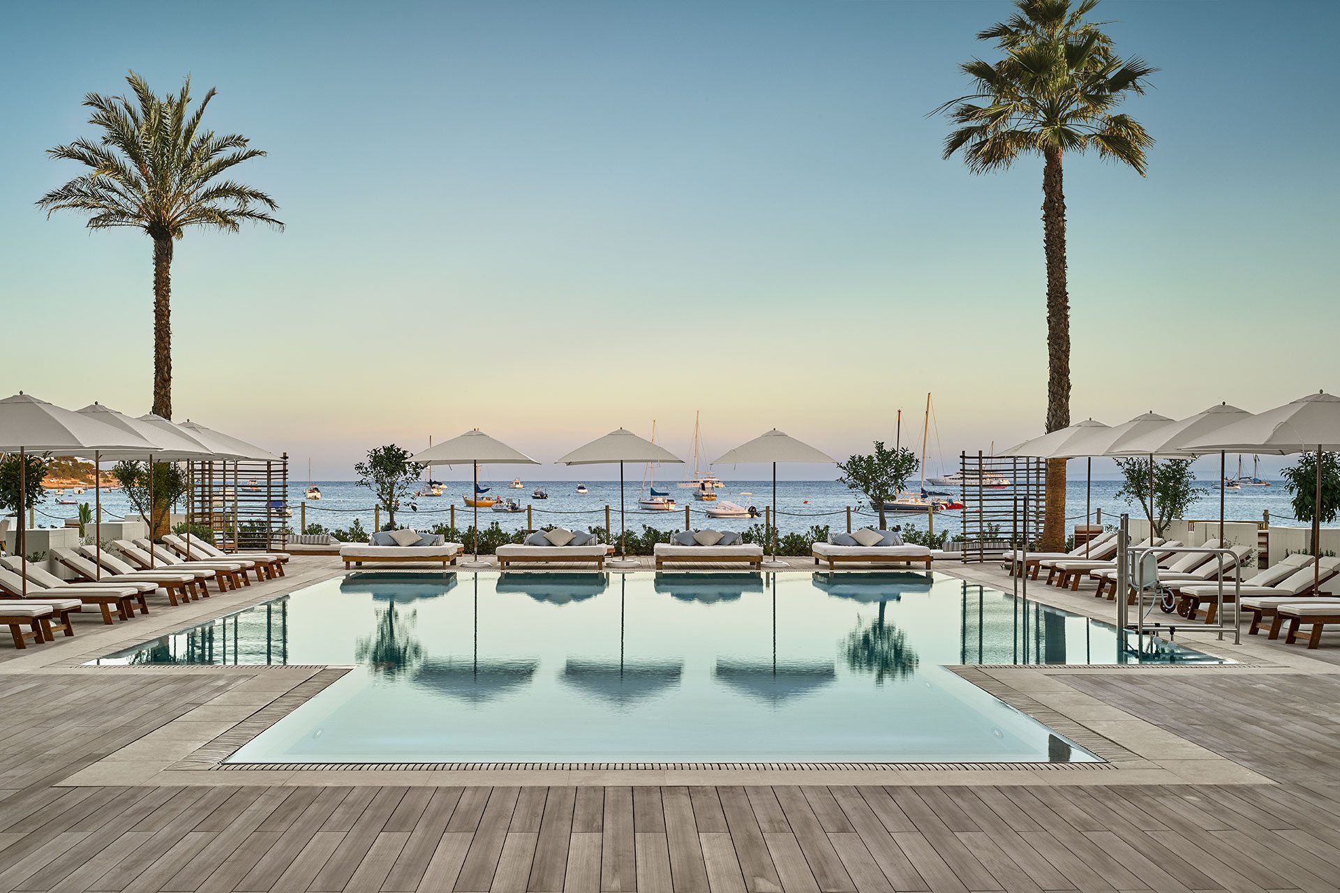 IBIZABAY_JUNIO17_DeluxeGarden_25388-C1_RGB