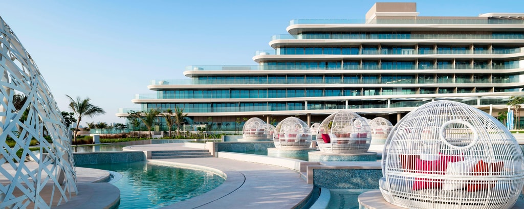 dxbtp-heated-pool-4506-hor-feat The Palm Jumeirah Best Venue 3 - Guide to W Dubai