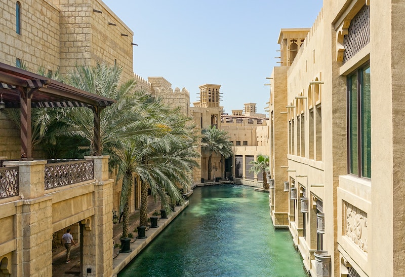 zosia-korcz-fFmPEAWaXTk-unsplash Best venues and Incentives - Bur Dubai Guide