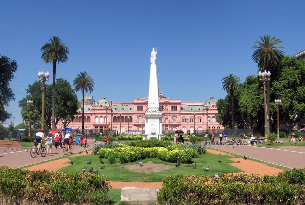 Plaza de Mayo Plaza de Mayo (Pink House)