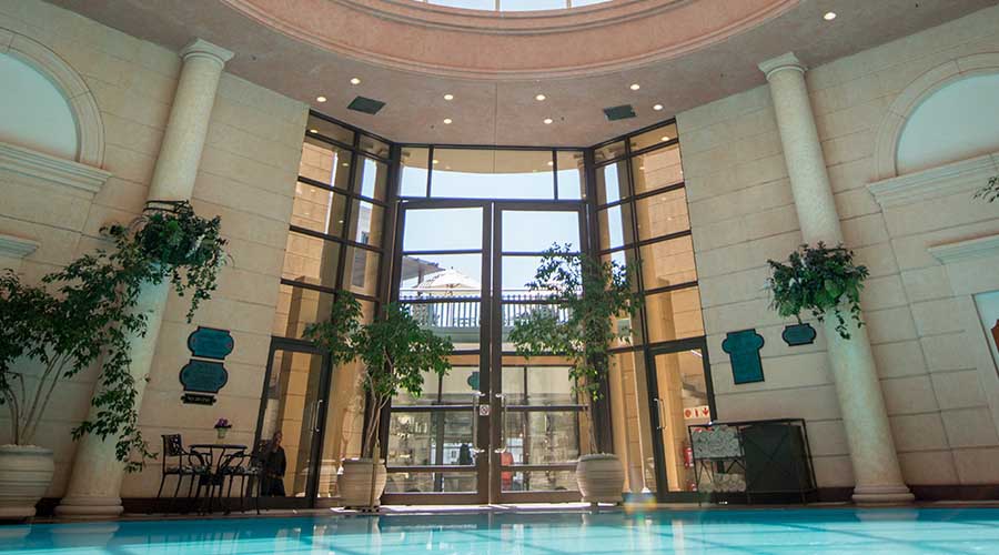 The Michelangelo Hotel Swimming-pool_rev