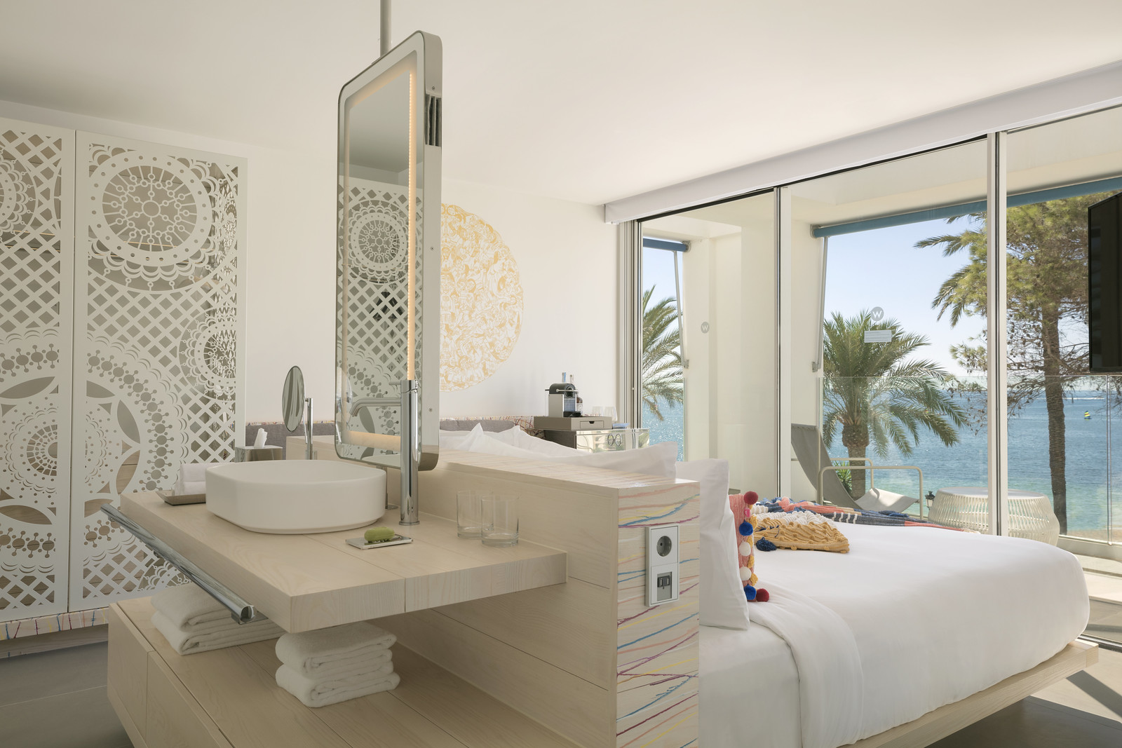 white-ibiza-hotels-w-ibiza-2021-03 W Hotel Ibiza Room