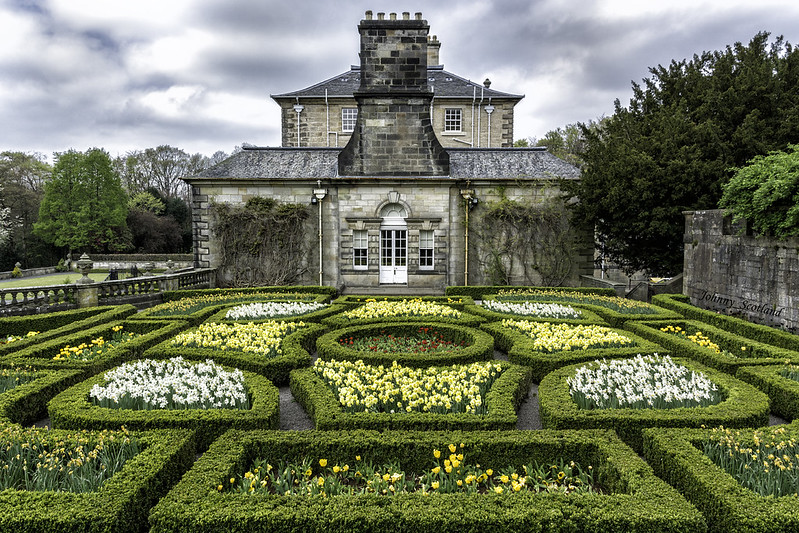 Pollock Country Park, Flower Gardens Pollock Country Park, Flower Gardens