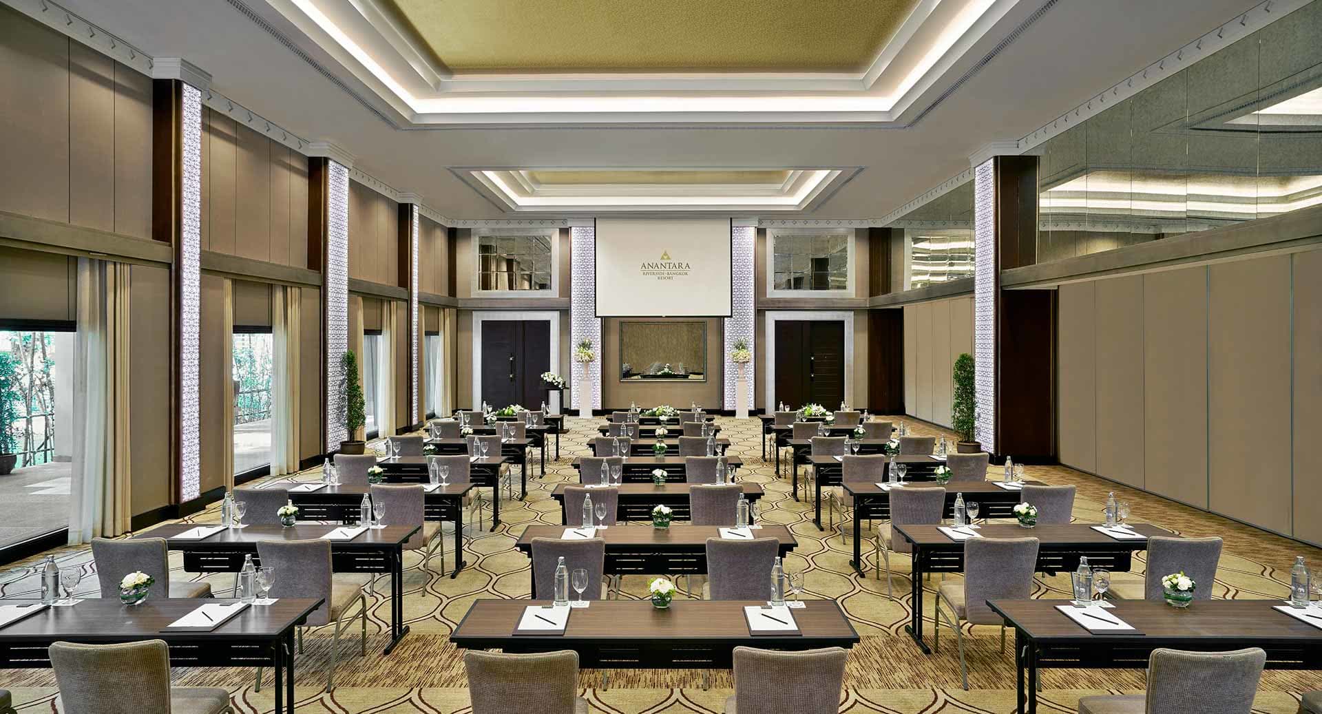 anantara_riverside_bangkok_chao_phraya_ballroom_banquet_1920x1037