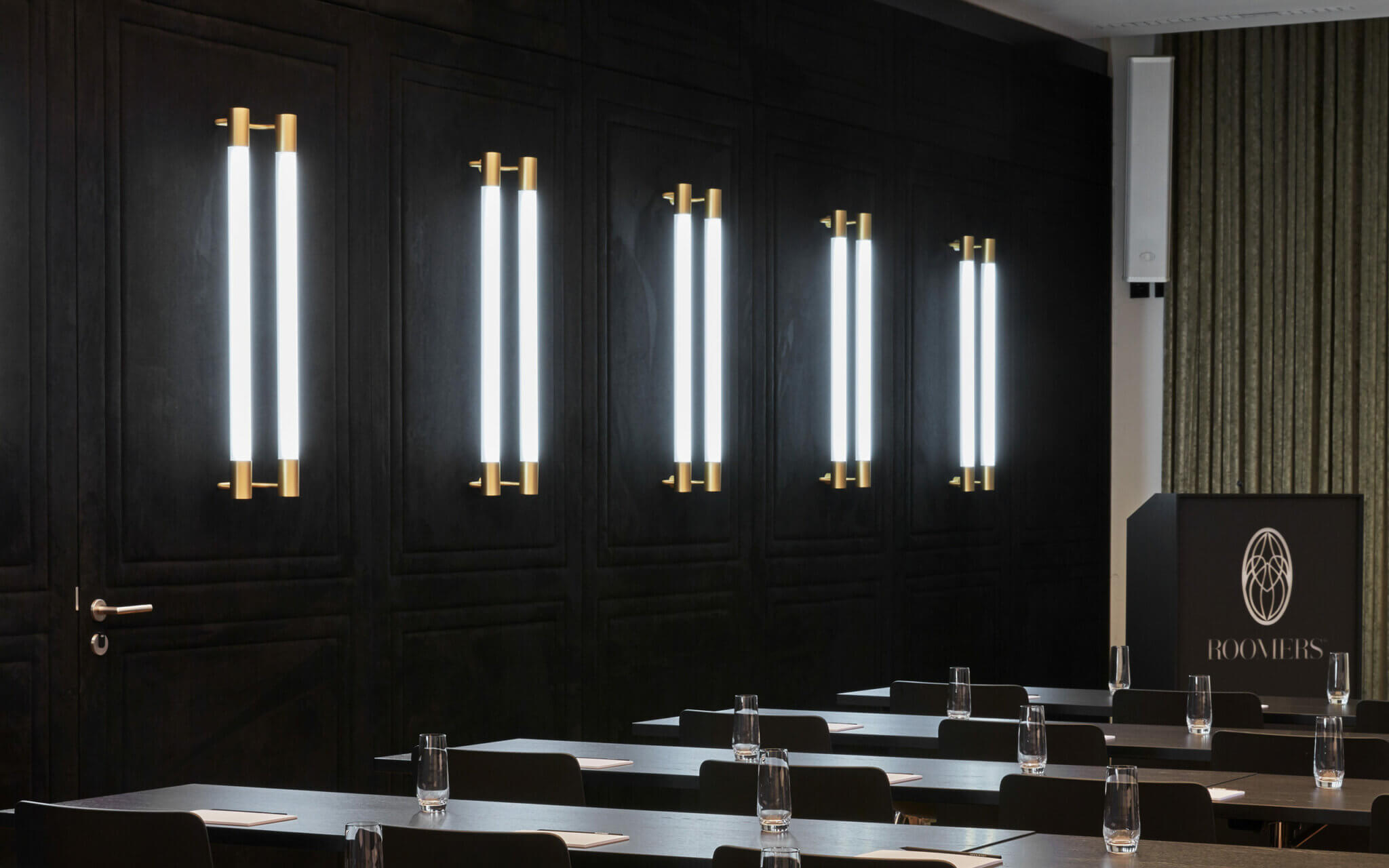 roomers-munich-event-auditorium-14-2048x1280 The Julius Prague