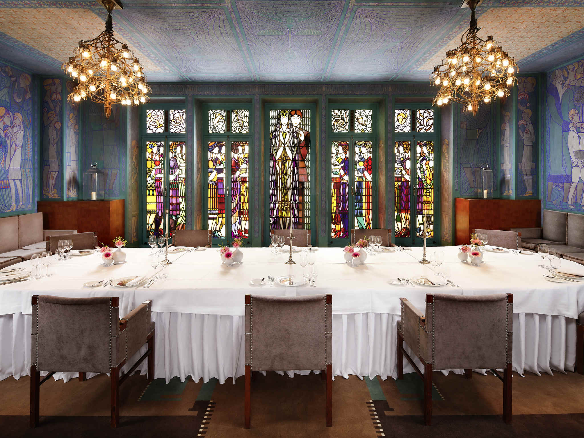 Sofitel Legend The Grand Amsterdam Llanerch Vineyard, Cardiff meeting room, Hotel Venue