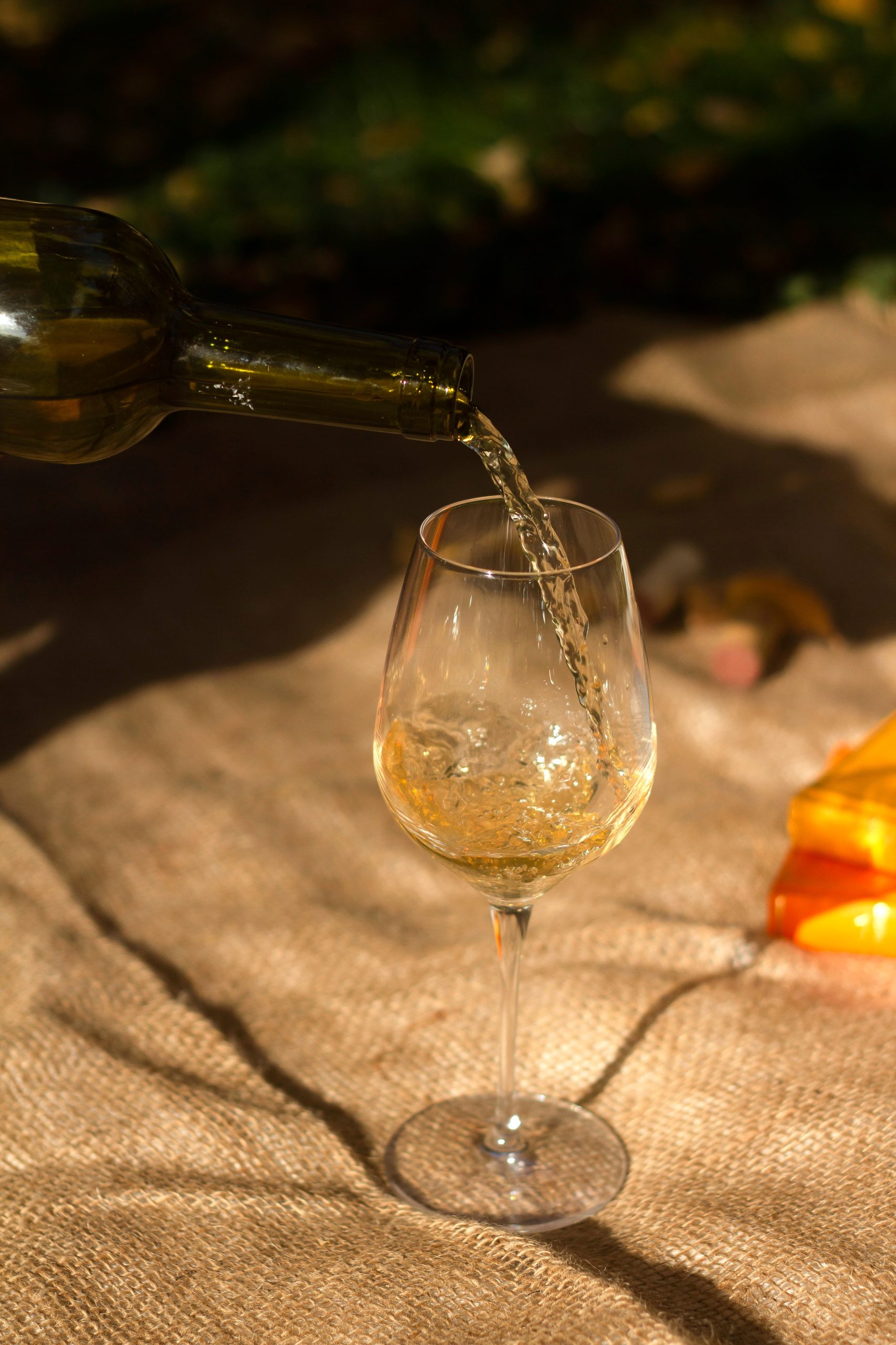 christine-isakzhanova-H3QLXBmmgtA-unsplash The Tasting Room – Wine and Tapas bar in Cascais