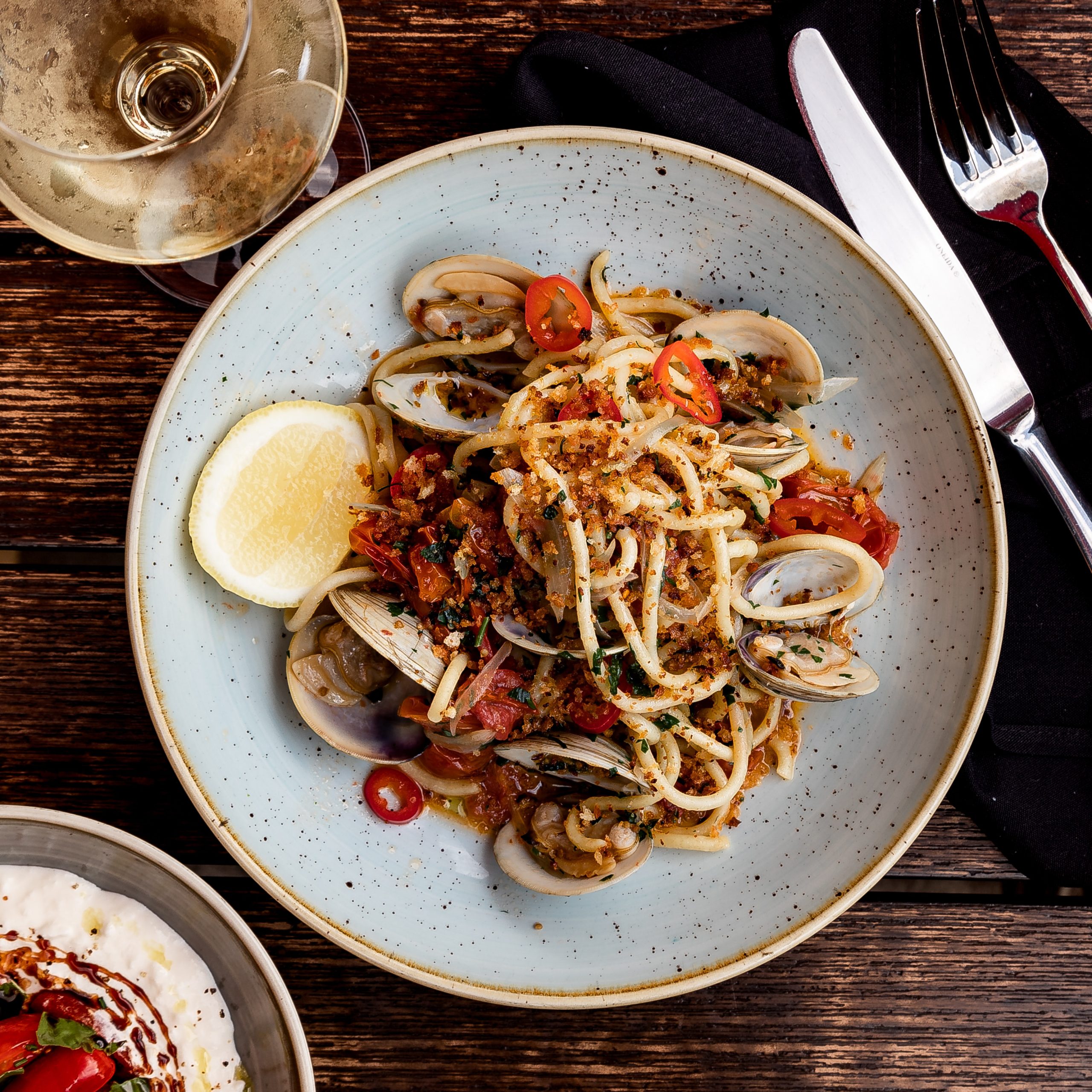 clark-douglas-17ZU9BPy_Q4-unsplash The Tasting Room – Wine and Tapas bar in Cascais