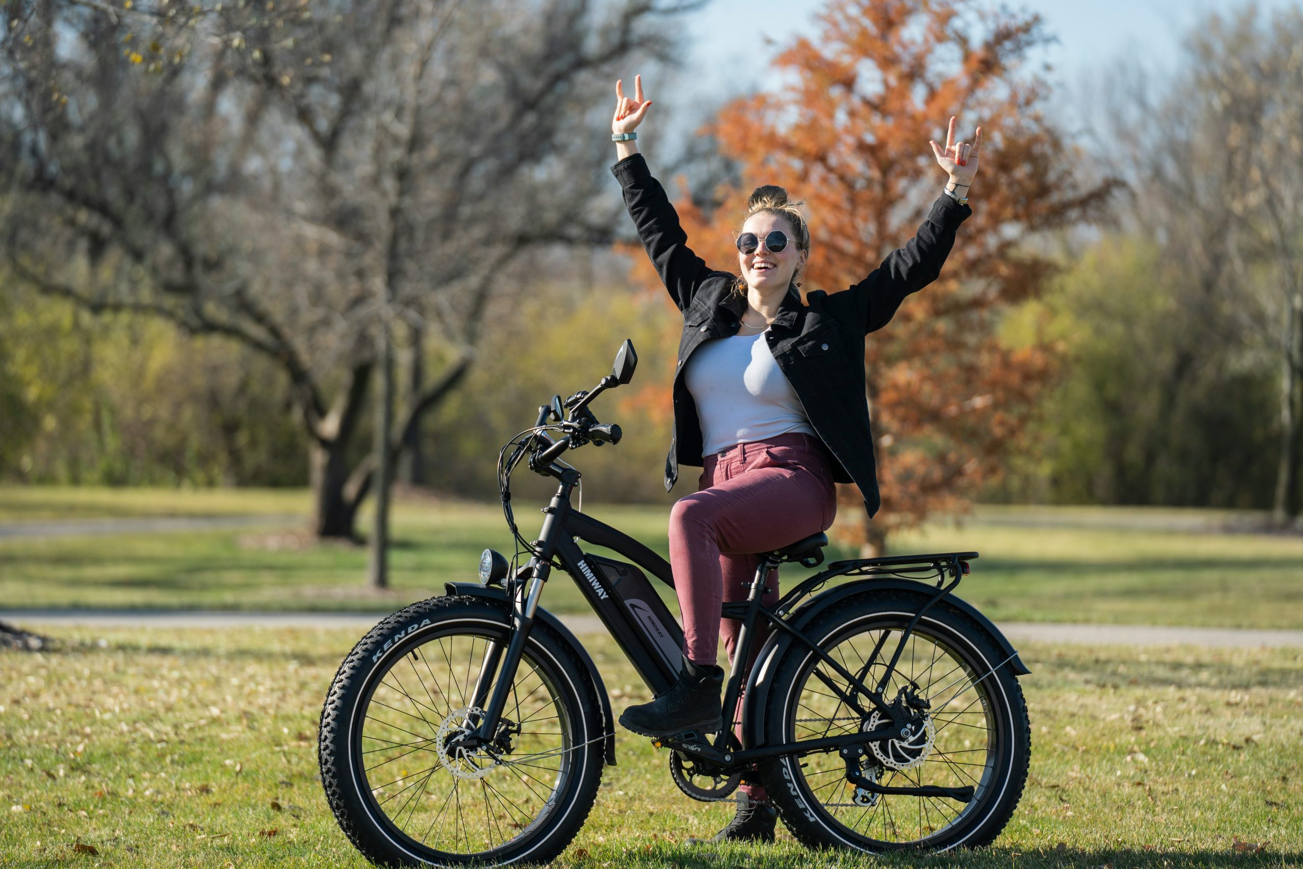 himiway-bikes-UsT2ksil7fg-unsplash