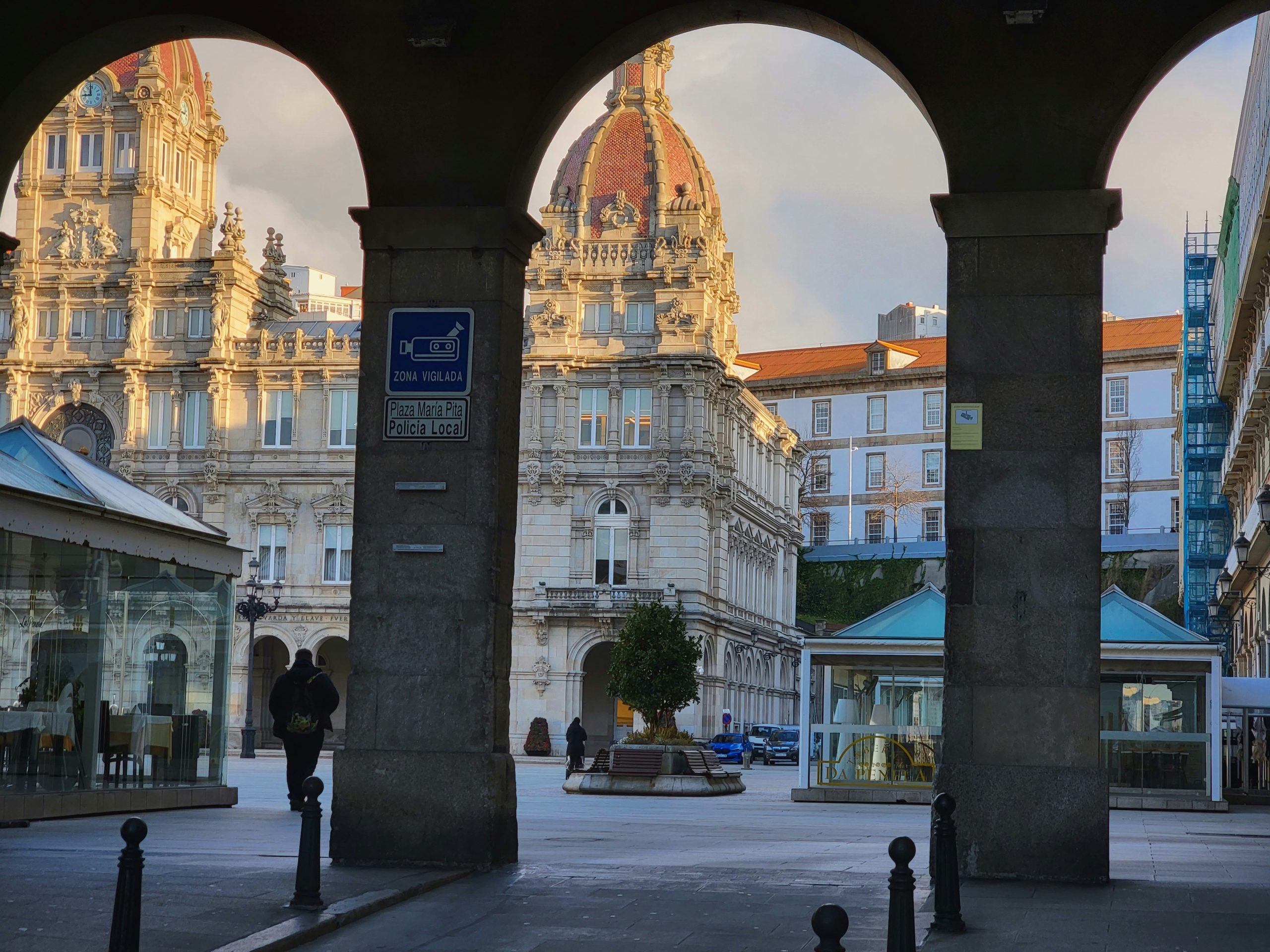 vladan-raznatovic-IzQlhV5gF14-unsplash