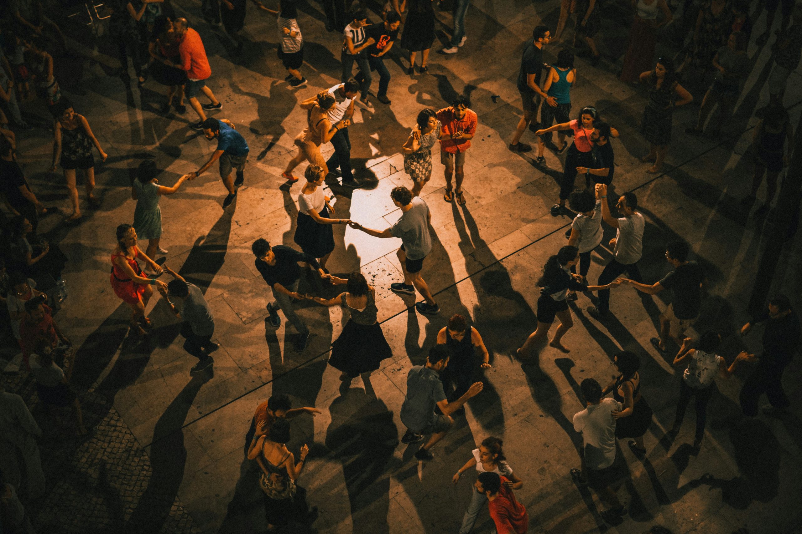 ardian-lumi-6Woj_wozqmA-unsplash (1)